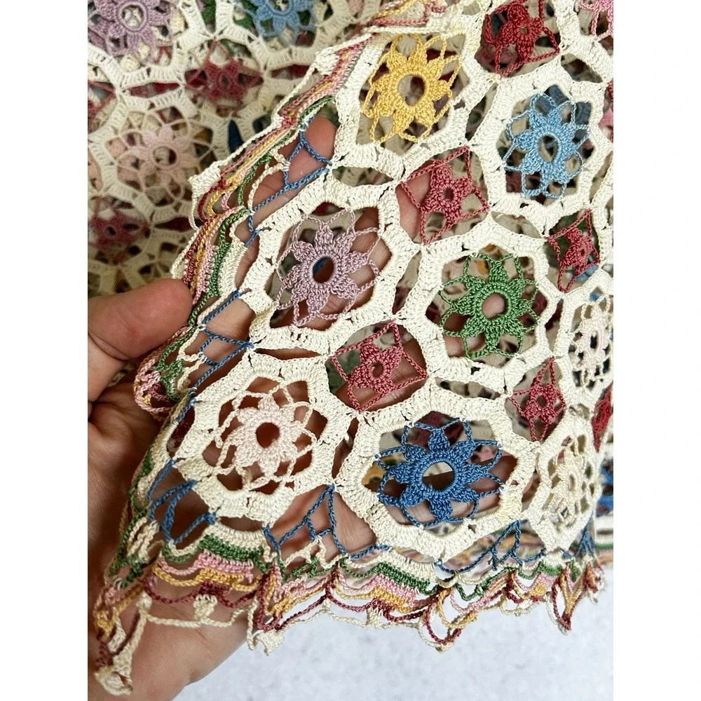 VTG Hand Crocheted Floral Heirloom Tablecloth Colorful & Ecru 60x60